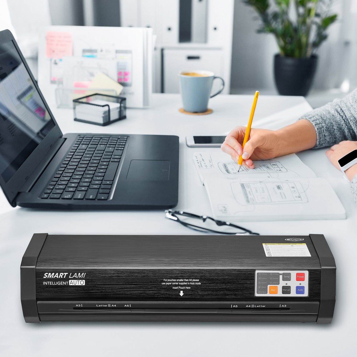 4-Roller Laminator with Patented Auto Sense & Anti-Jamming Technologies 